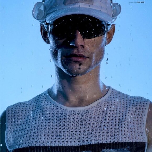 Dior DIORBAY M1U 55C1 Geometric Sunglasses - Green/Green Gradient - Picture 2 of 11